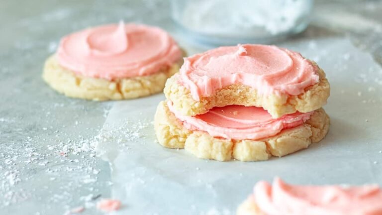 Crumbl Cookies: The Ultimate Cookie Experience