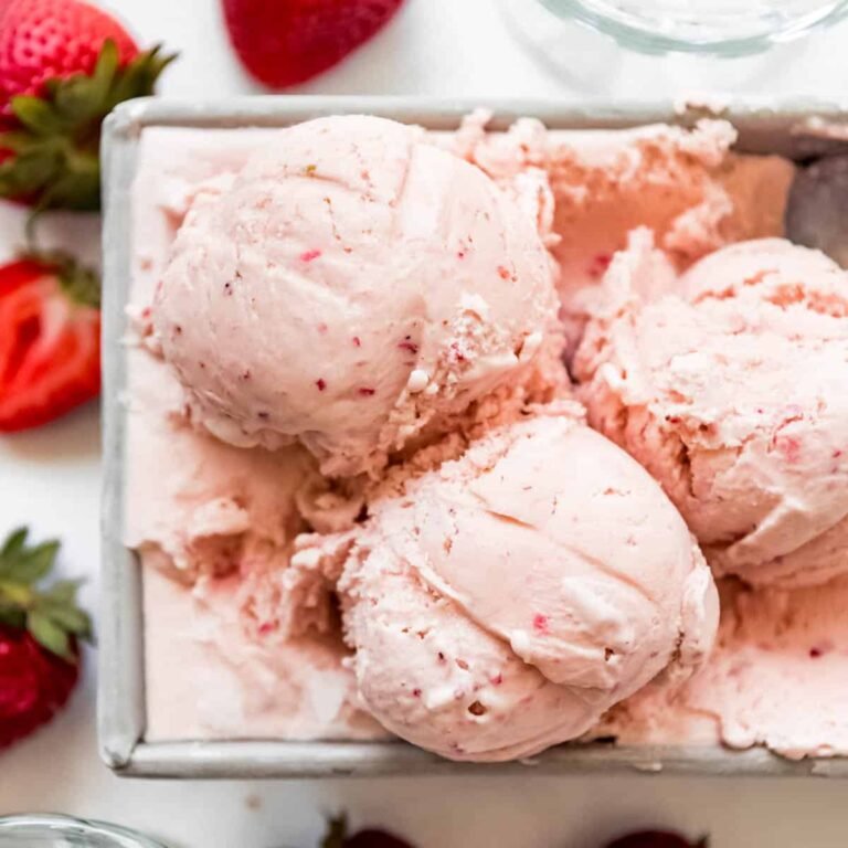 Homemade Strawberry Ice Cream: Creamy and Fruity Delight